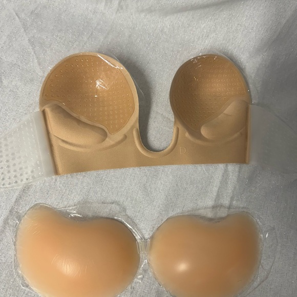Source Unknown Nude Adhesive Strapless Bra Set - Picture 3 of 3
